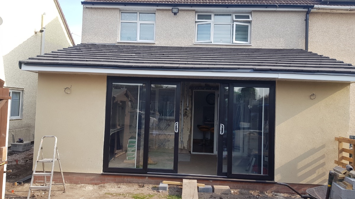Builder: Image 1